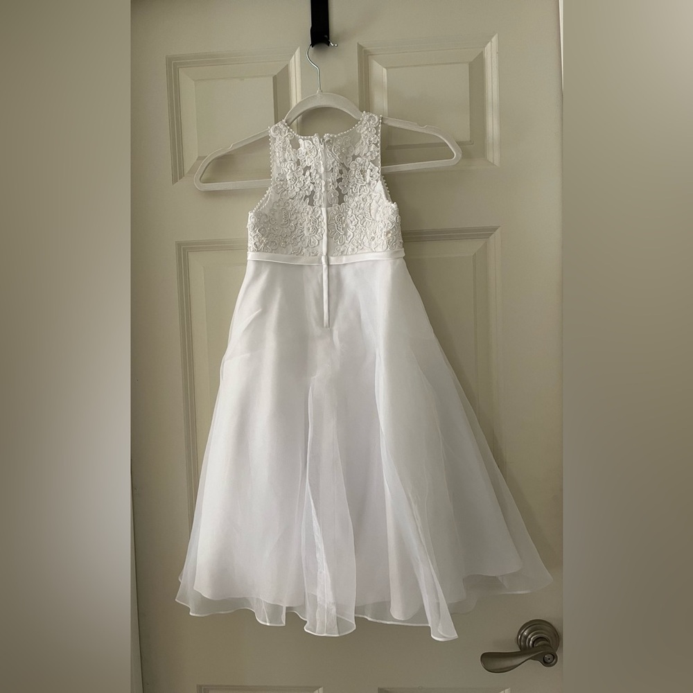 David's Bridal Flower Girl's sleeveless Dress 5 layers of tulle/skirt Wedding 3T - Picture 3 of 7